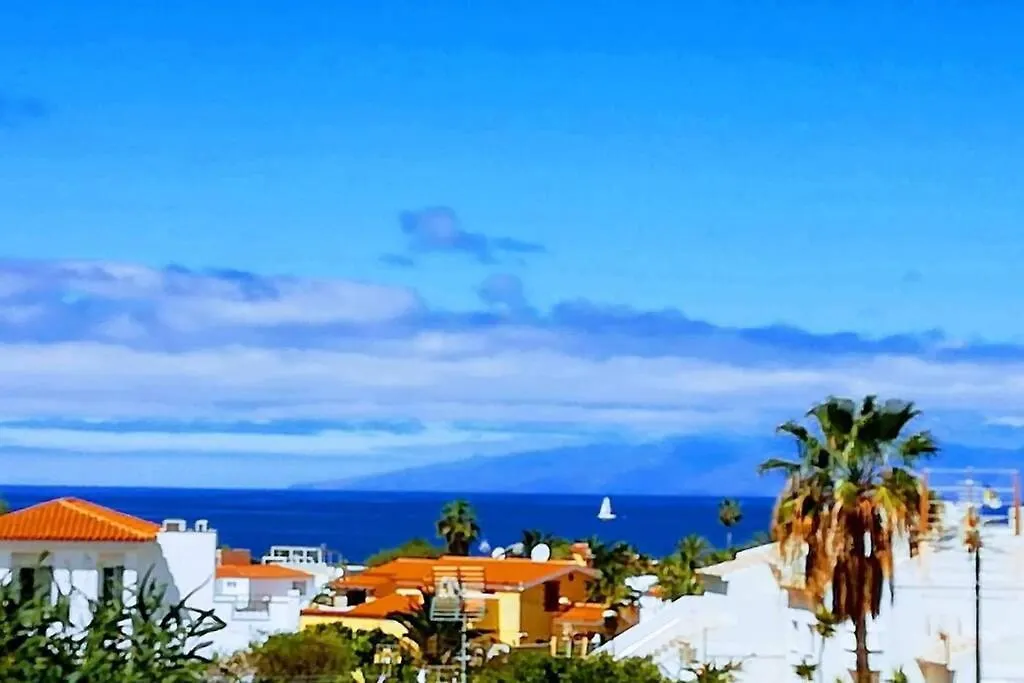 Semi-Detached Villa Sea Views, Huge Terrace, Close Beach Palm-mar Spanien